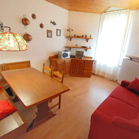 Locazione Turistica Giomein.3 *