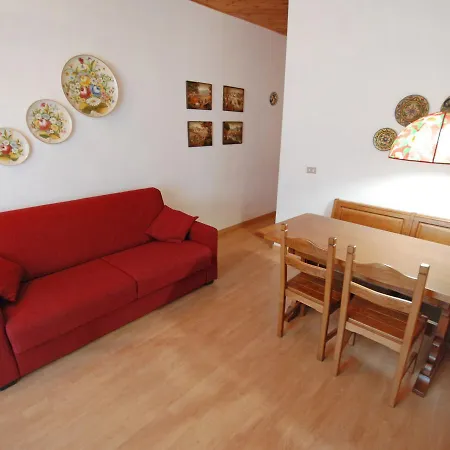 Locazione Turistica Giomein.3 Apartment *
